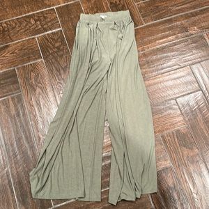 Women flared pants